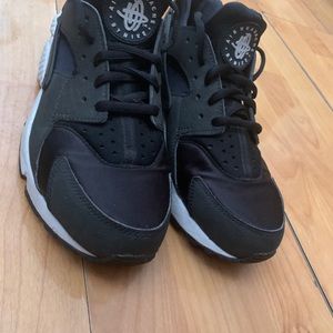 Huarache Nike’s girls